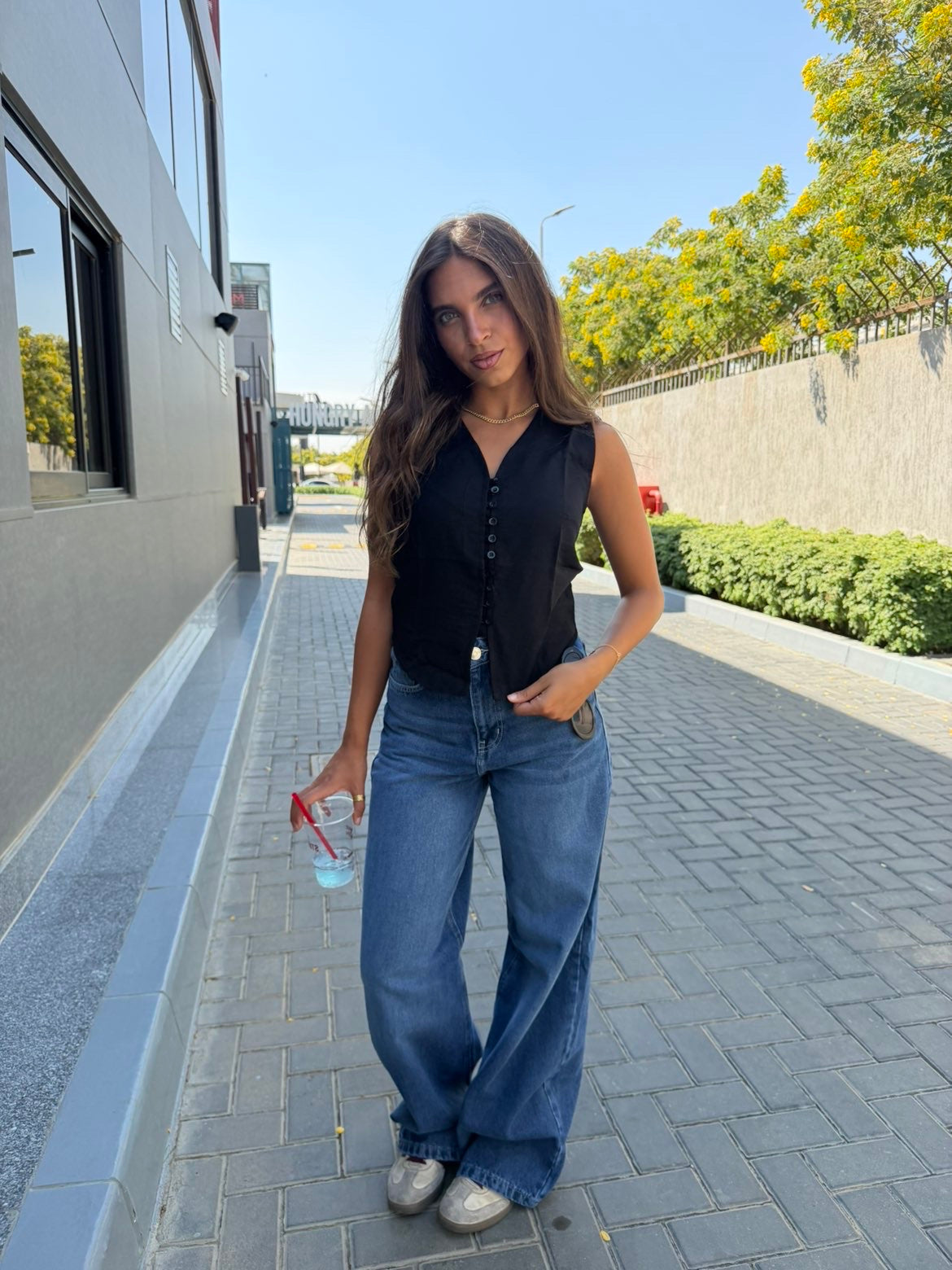 dark-blue-jeans