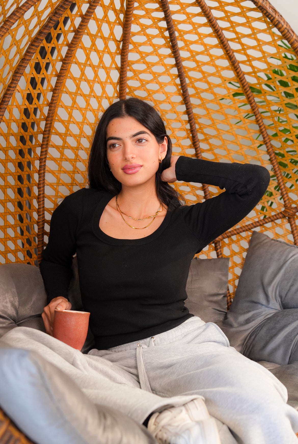 Black Ribbed Round Top