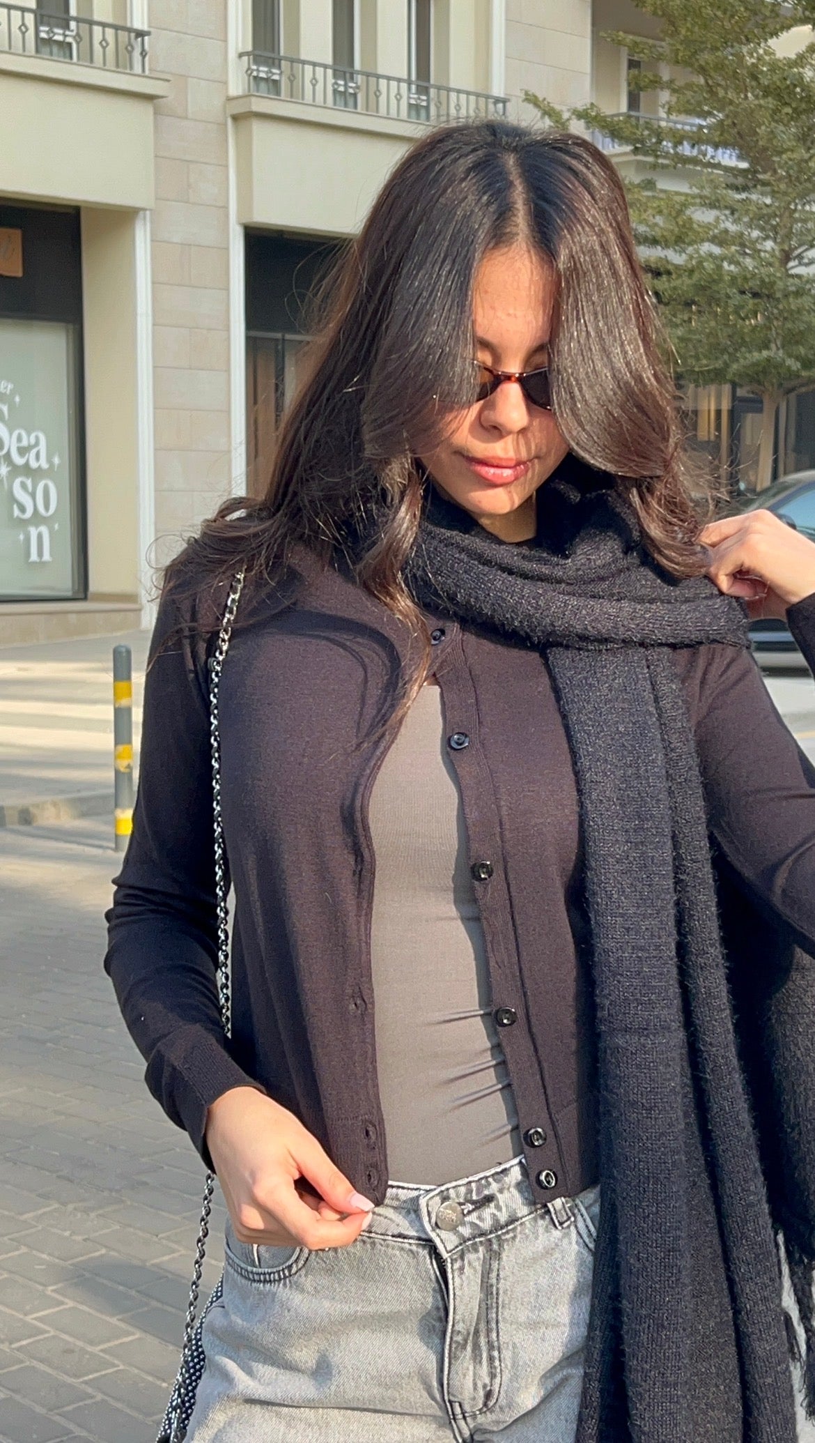 Black Scarf