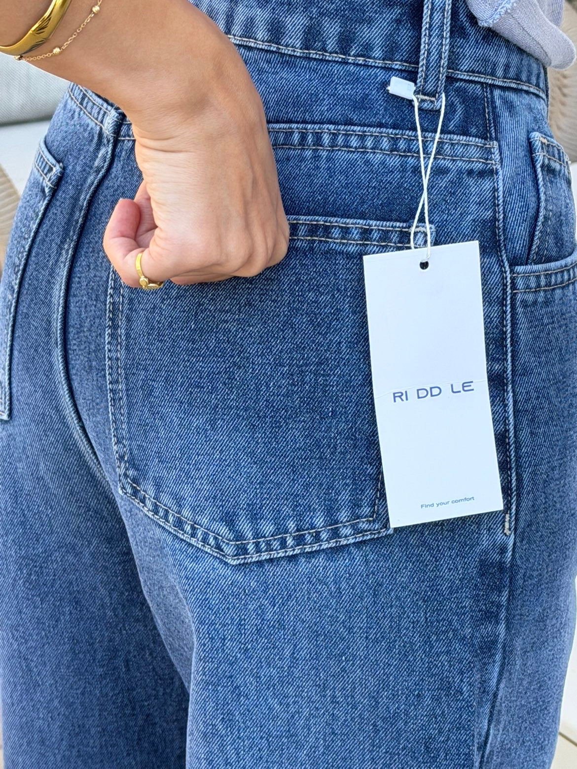 Wide-leg Jeans